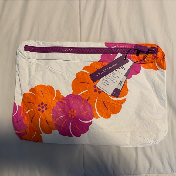 Aloha collection mid pouch - Picture 2 of 8